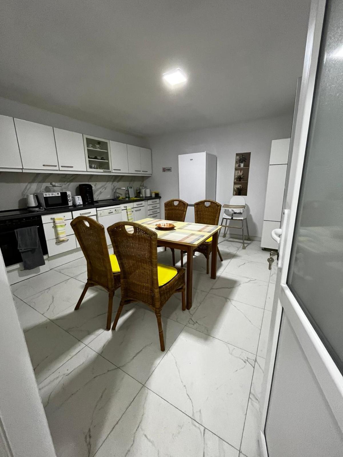 Vacation Villa Sucevita Bagian luar foto