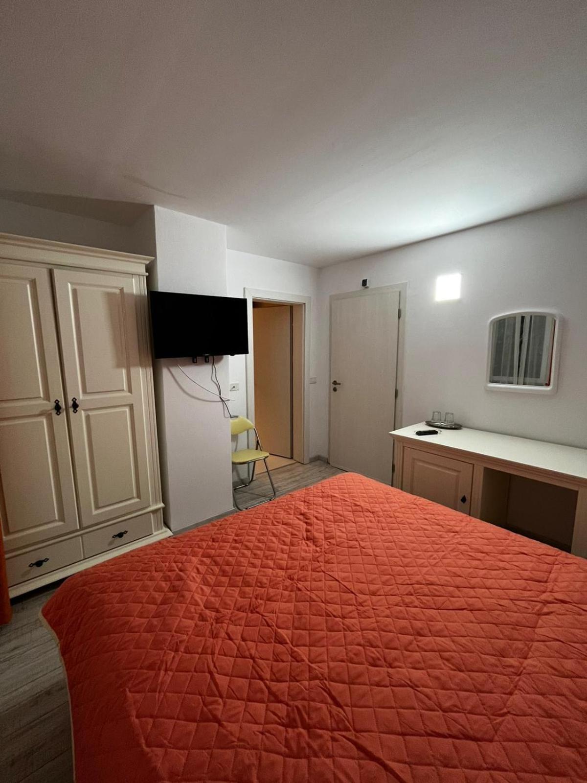 Vacation Villa Sucevita Bagian luar foto
