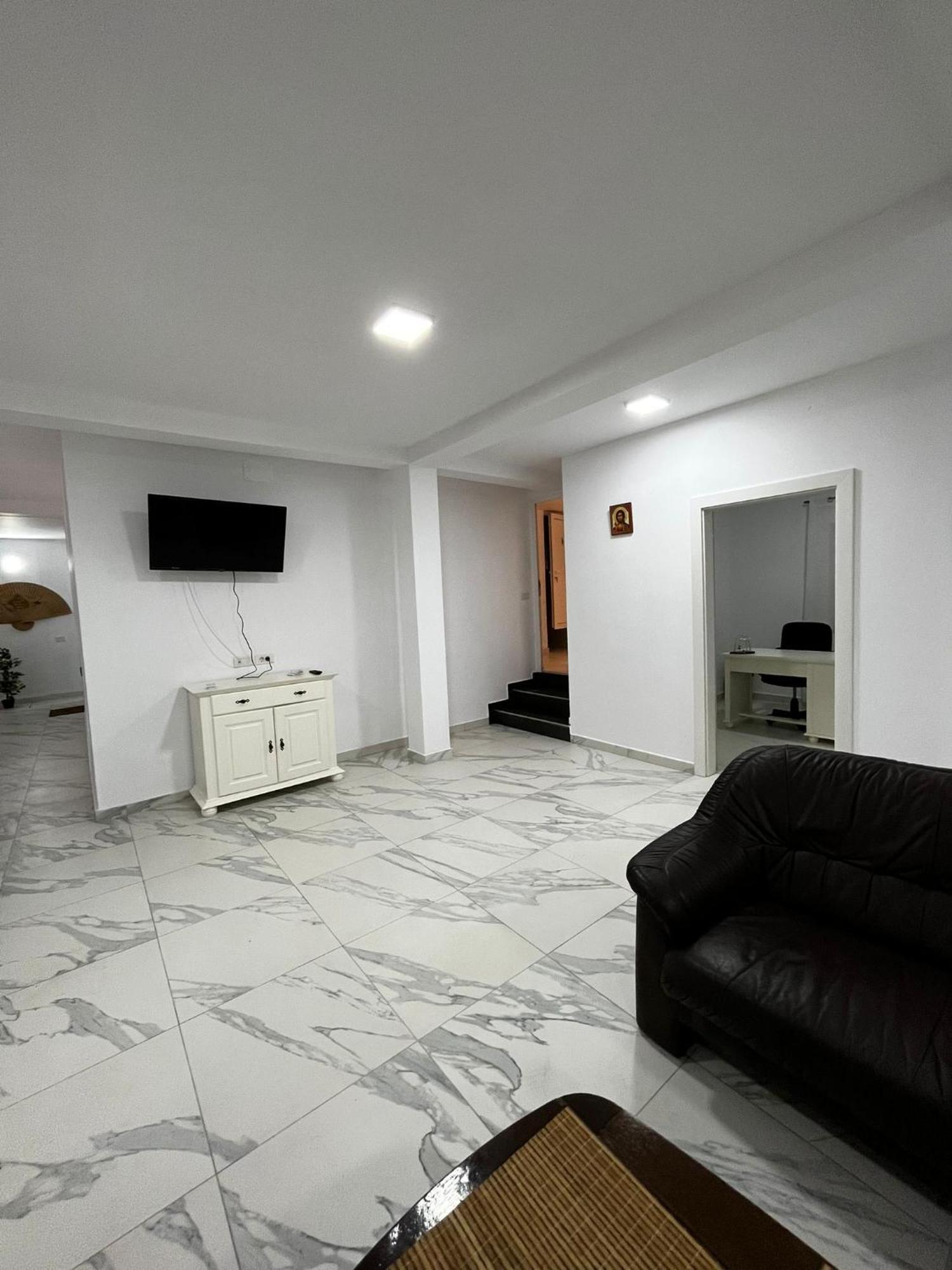 Vacation Villa Sucevita Bagian luar foto